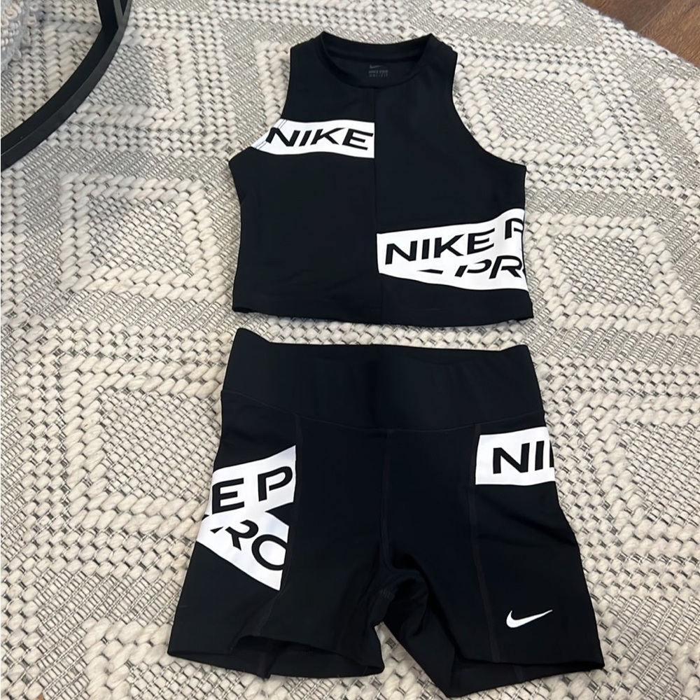 nike pro set